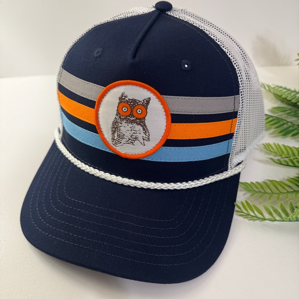 HOOTERS Design Logo Owl Mesh Baseball Cap Hat UF Gator Colors NWT - Picture 2 of 11